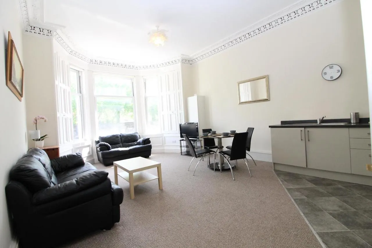 Central Two Bedroom Victorian Apartment With Free Parking의 연락처